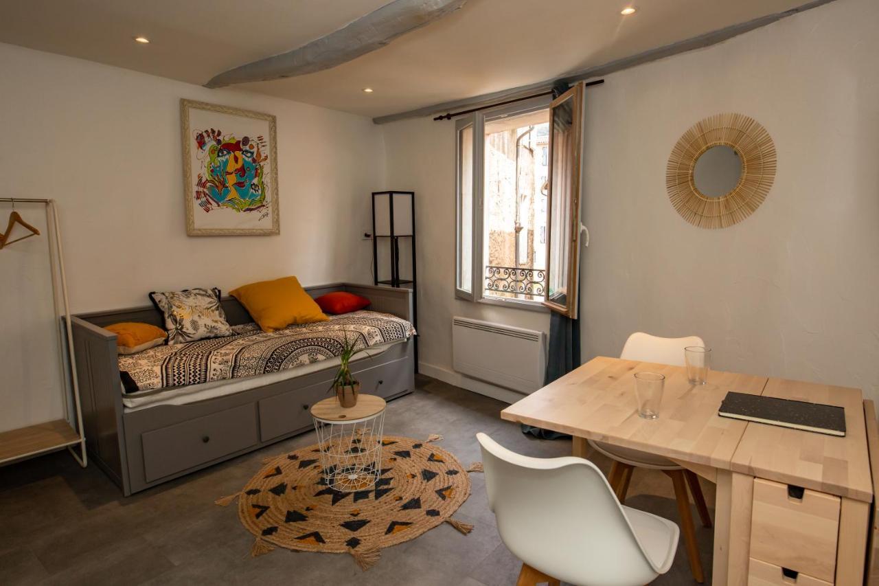 Appartement studio cosy dans centre historique avec parking à Grasse Extérieur photo