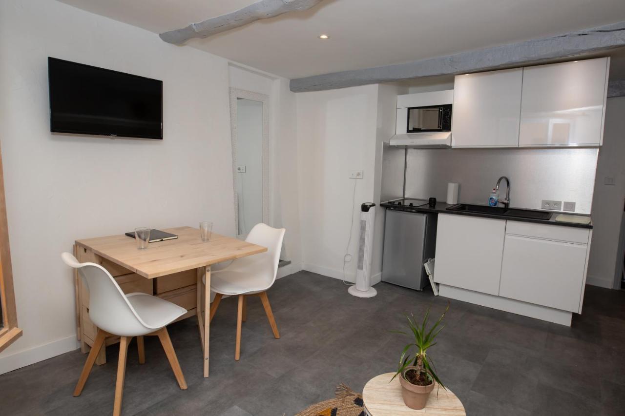 Appartement studio cosy dans centre historique avec parking à Grasse Extérieur photo